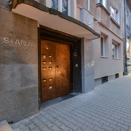Extravaganzzo - Super One Bedroom Modern Sofia
